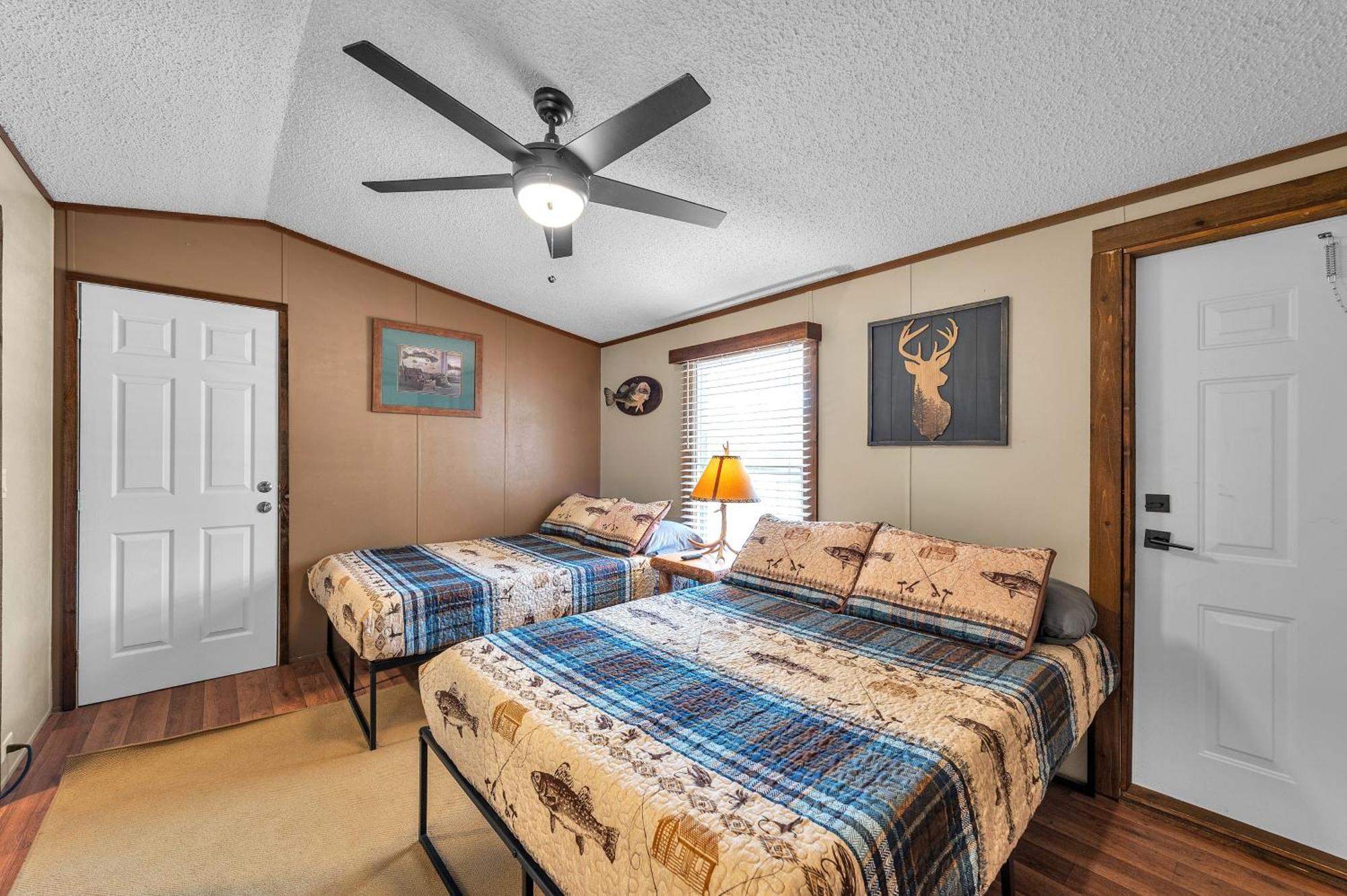 Gone Fishin'Suite 4 - Lodges At Fossil Creek Hotel Room Kingston Dış mekan fotoğraf
